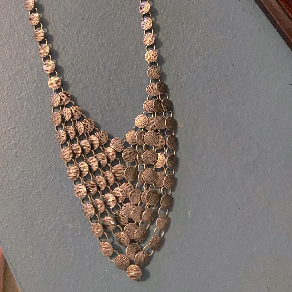 Ladies necklace